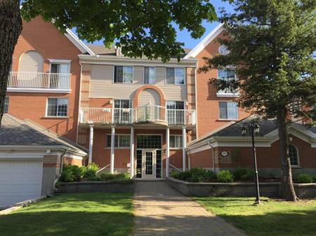 Copropriété spacieuse et confortable à louer – Québec (Disponible le 2025-06-01)