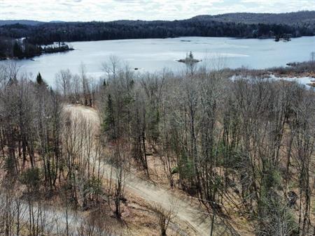 Terrain Vacant Boileau À Vendre