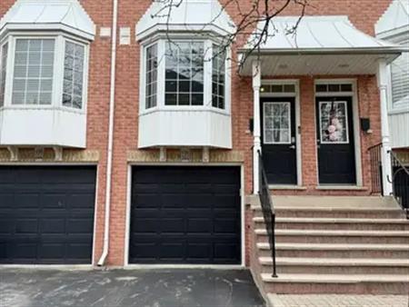 121 - 3480 UPPER MIDDLE ROAD | 121 - 3480 UPPER MIDDLE ROAD, Burlington