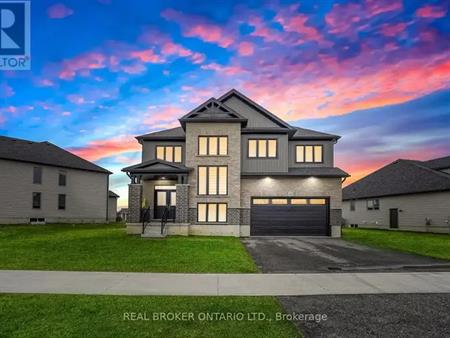 44 ALLENWOOD ROAD | 44 ALLENWOOD ROAD, Springwater