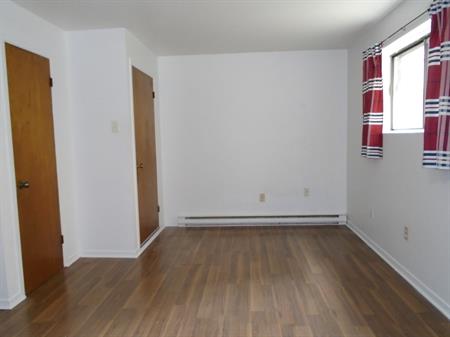 3 1/2 Montreal Ahuntsic