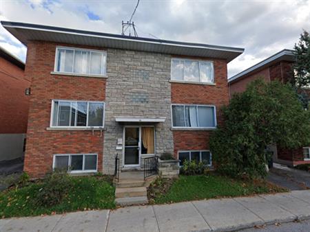 Magnifique 4 ½ à Louer à Longueuil