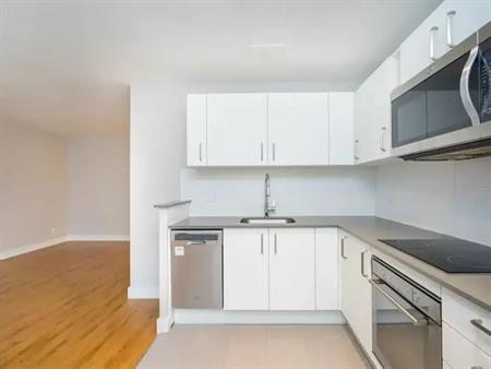 12 Bater Street | 12 Bater Avenue, Toronto