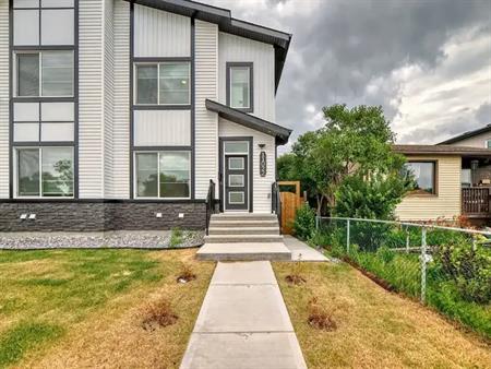 Beautiful Fully Furnished 2 Bedroom Basement Suite – 11022 149 Street, Edmonton | 11022 149 Street, Edmonton