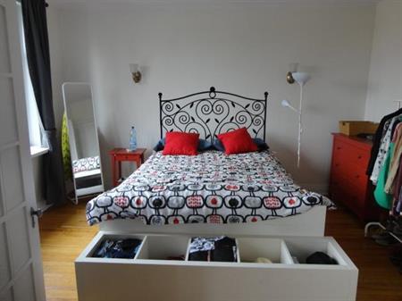 875ft2 - Beautiful, renovated, huge 3 1/2 , art deco, AAA location (Montreal)