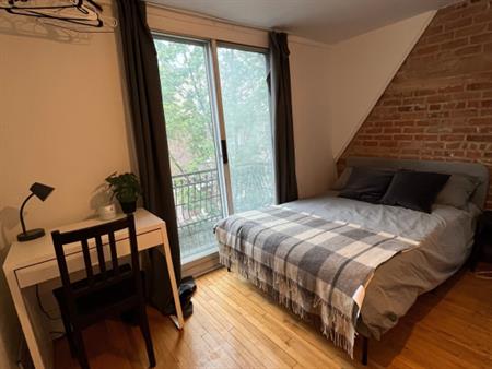 Belle Chambre à Louer Sur Le Plateau