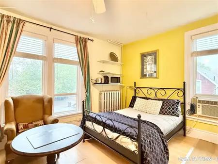 3-50 Nelson St W, Brampton, Ontario L6X 1C3 | 50 Nelson Street West, Brampton