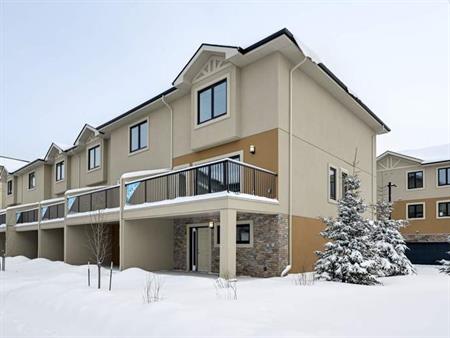 Essence At Windermere Townhouses | 1023 173 St. SW, Edmonton