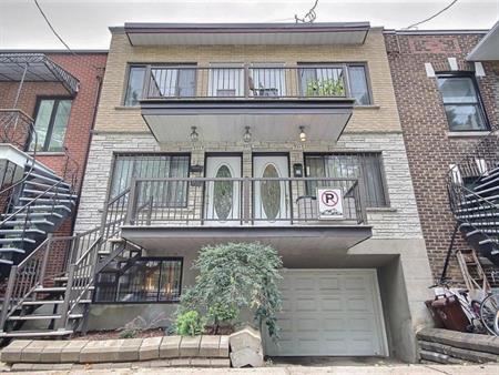 Grand appartement 7 1/2 sur 2 étages avec garage