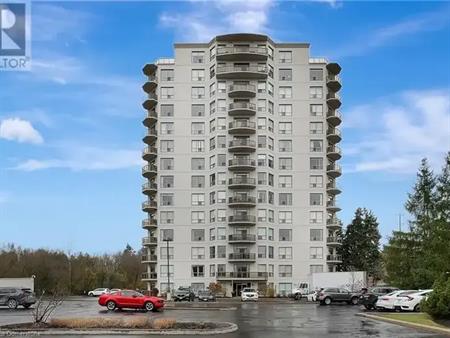 255 KEATS WAY Place Unit# 303 | 255 KEATS WAY Place Unit# 303, Waterloo