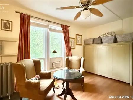 4-50 Nelson St W, Brampton, Ontario L6X 1C3 | 50 Nelson Street West, Brampton