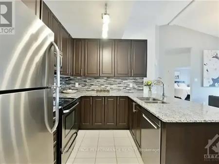 284 BIG SKY PRIVATE | 284 BIG SKY PRIVATE, Ottawa