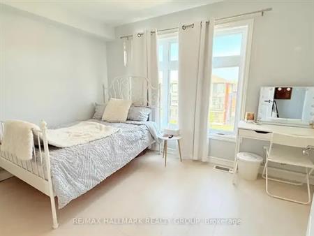 1418 HEMLOCK ROAD | 1418 HEMLOCK ROAD, Ottawa