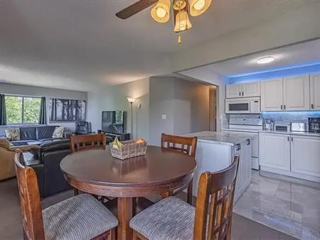 The Barriefield Great Apartment! | 120 Barrett Court, Kingston