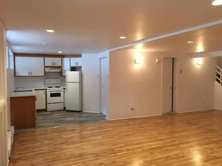 Loft 650pi2--poêle+frigo *-métro Beaubien* Rosemont La Petite Patrie**JUILLET