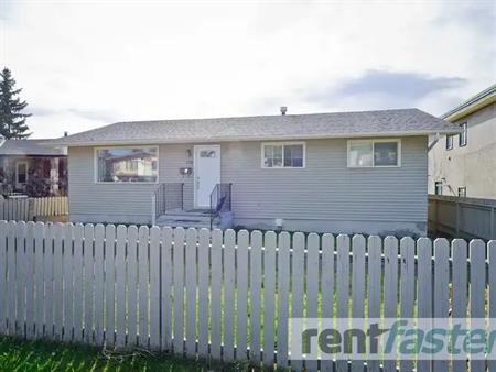 FRESHLY PAINTED LARGE BASEMENT SUITE WITH EXCEPTIONAL BACKYARD | B, 2719 - 10 Ave S.E., Calgary
