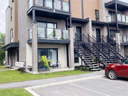 Condo 1 Chambre, Aylmer/5 Min D'Ottawa