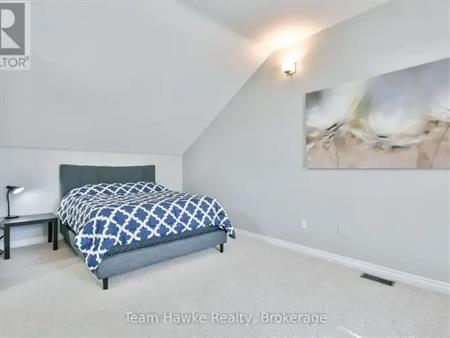 183 LINDSAY STREET | 183 LINDSAY STREET, Midland
