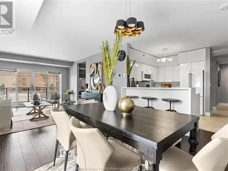 250 MANNING Unit# 207 | 250 MANNING Unit# 207, Tecumseh