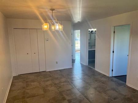 GRAND ET BEAU 4 1/2 À VIEUX LONGUEUIL