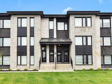 Condo locatif de 3 chambres à louer à L'Assomption