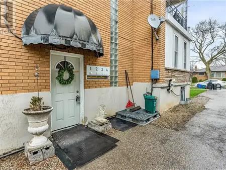 31 SOUTHDALE Avenue Unit# 1 | 31 SOUTHDALE Avenue Unit# 1, Kitchener