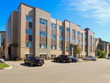 102-315 Terravita Private SHORT TERM RENTAL | 315 Terravita Private, Ottawa