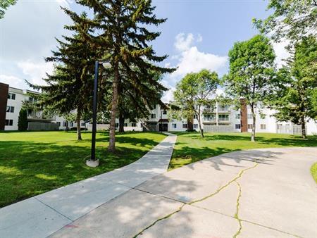 Leewood Village | 3845 Millwoods Rd., Edmonton