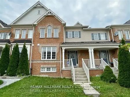 6 DOLLERY GATE | 6 DOLLERY GATE, Ajax