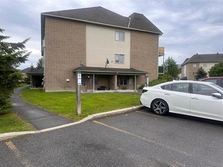 Condo 1cc A Louer Dans Plateau -Hull