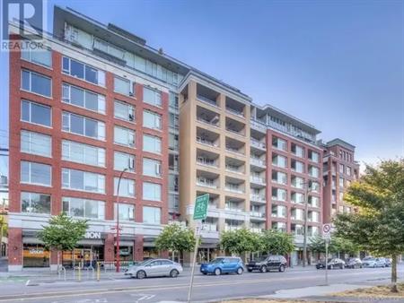905 221 UNION STREET | 905 221 UNION STREET, Vancouver