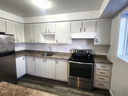 Joli appartement 4 1/2 style-condo à Brossard - Disponible IMMÉDIATEMENT!