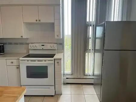 Beautiful 2 Bedroom Apartment! | 35 Towering Heights Boulevard, St. Catharines