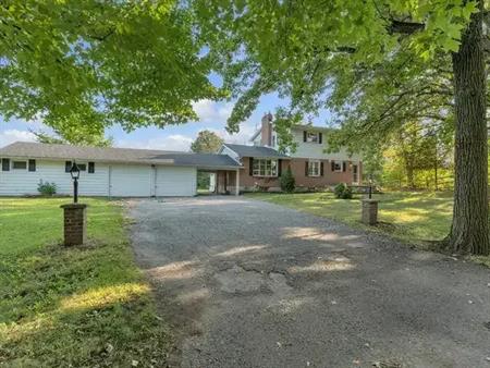 15 Aragon Road (Glenburnie) | Spacious 4-Bedroom Home in Glenburnie – Available August 1, 2025 | 15 Aragon Road, Kingston