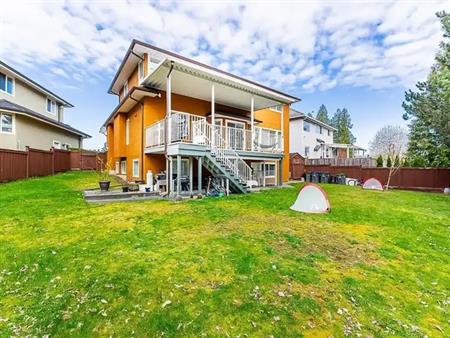 Garden Level-15966 111A AVENUE | Garden Level-15966 111A AVENUE, Surrey