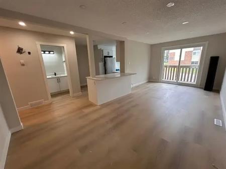 Bright & Modern 3-Bedroom Duplex in Central Location – Fully Renovated! | Calgary