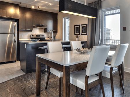 Condo - Appartement Rez-de-chaussée