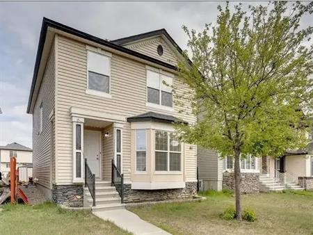 Beautiful, 3bed+2.5bath, SADDLERIDGE HOME FOR RENT AT $2100 | 8 Saddlebrook Link Northeast, Calgary