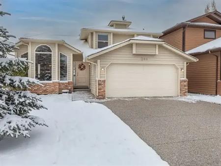 Woodbine Home for Rent | Calgary