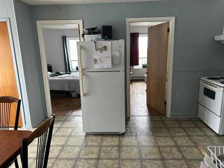 4 1/2 près de tous les services à La Pocatière