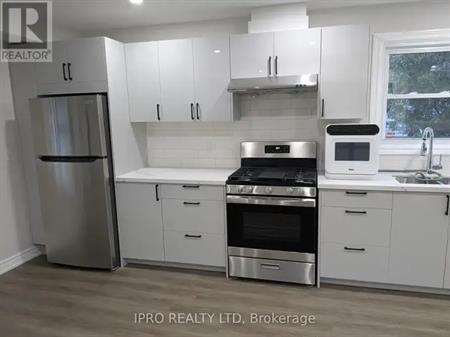 1 - 945 VANCE CRESCENT | 1 - 945 VANCE CRESCENT, Innisfil