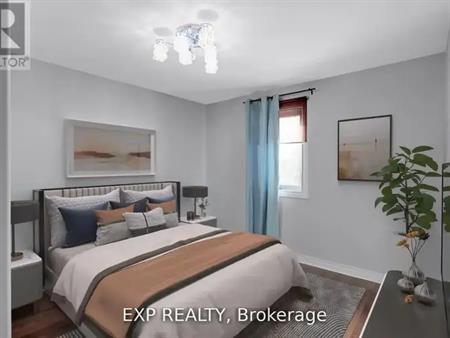 75 SOMERSET CRESCENT | 75 SOMERSET CRESCENT, Richmond Hill