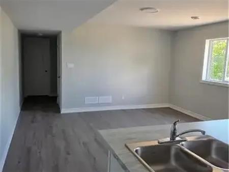 83 SUPERIOR Street Unit# A | 83 SUPERIOR Street Unit# A, Welland