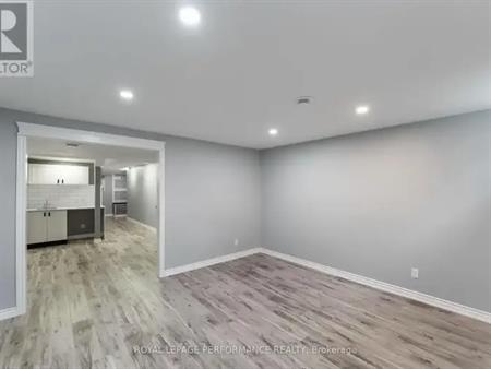 580 SUNLIT CIRCLE | 580 SUNLIT CIRCLE, Ottawa