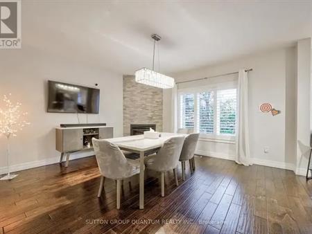 2018 DEER PARK ROAD W | 2018 DEER PARK ROAD W, Oakville