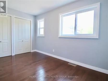 255 WESTHAVEN CRESCENT | 255 WESTHAVEN CRESCENT, Ottawa