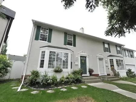 Semi detached furnished house in Garrison Woods/Mardaloop- avail July 1st | 21 Somme Manor  SW, Calgary