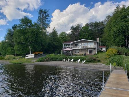 Maison à louer bord de l'eau Lac-Mégantic