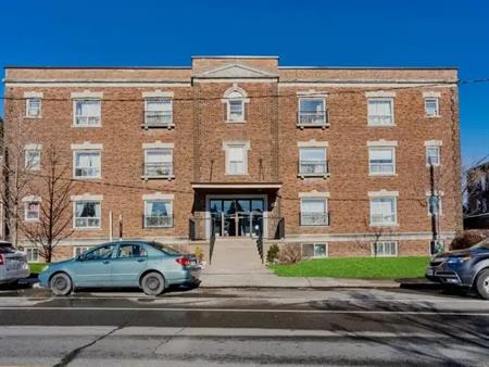 261 Vaughan | 261 Vaughan, Toronto
