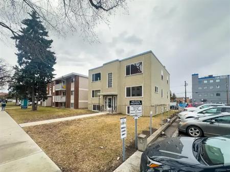 10654 107th | 10654 107 Street Northwest, Edmonton
